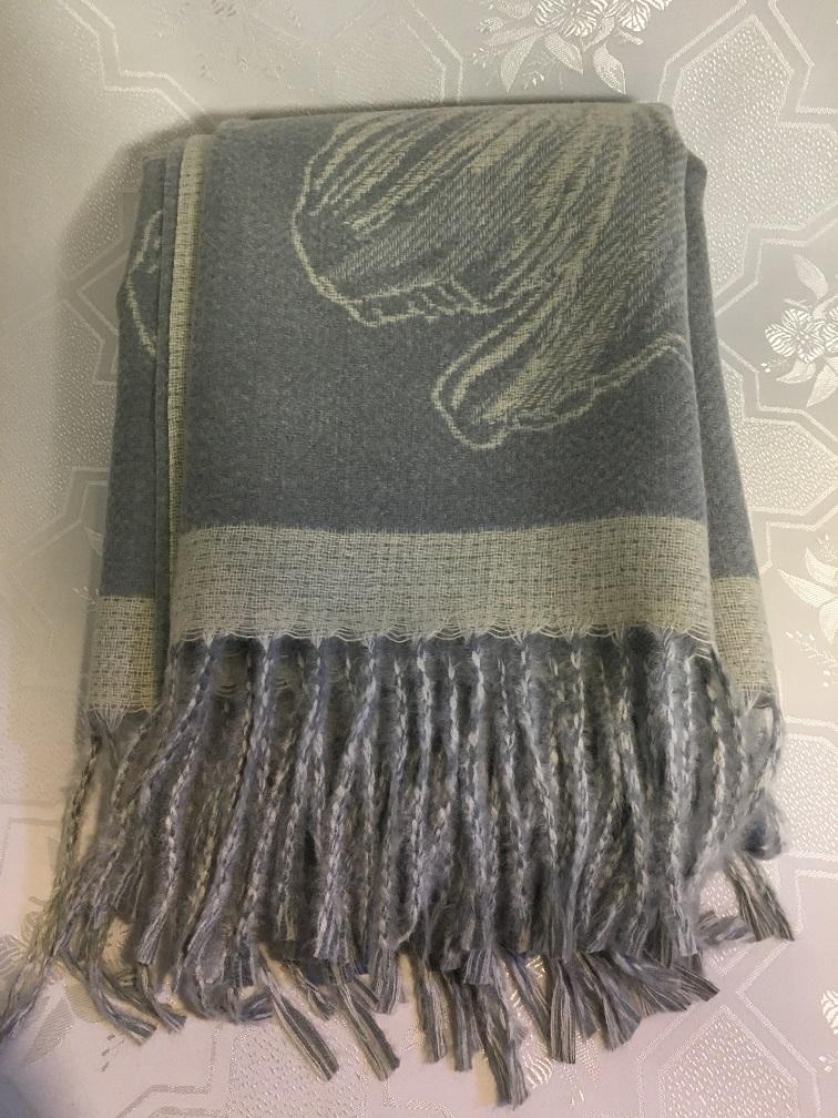 Палантин CASHMERE Цветы св.серый